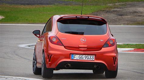 Opel Corsa OPC Sondermodell Nürburgring Edition mit 210 PS AUTO