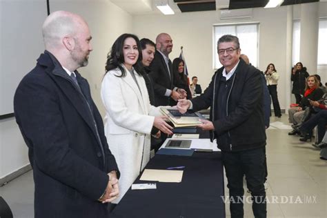 UAdeC y Universidad de Oxford firman convenio para fortalecer enseñanza