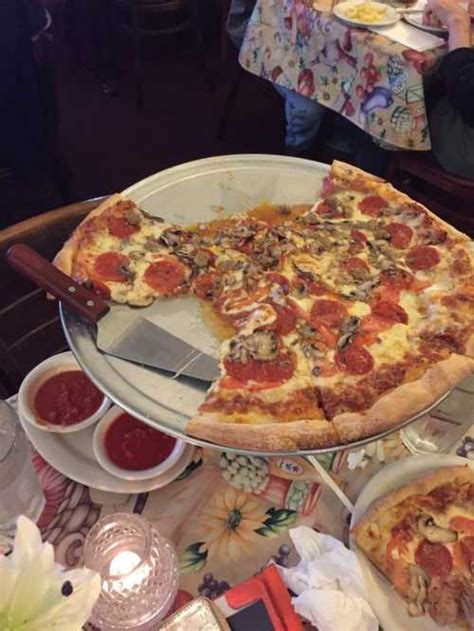 These 13 Pizza Places In Maryland Are So Good That Your Mouth May Explode