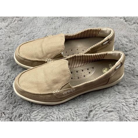 Crocs Walu Canvas Loafers In Khaki Stucco Gem