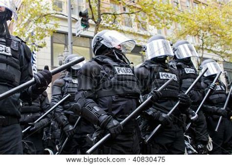 Portland Police Riot Image Photo Free Trial Bigstock