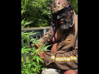 Time To Go On Strike At UPS By SsecnirpNailati Pornhub Gay