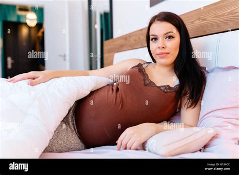 Cute Pregnant Brunette Hi Res Stock Photography And Images Alamy