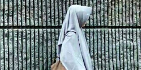 Perjuangan Panjang Jilbab Di Indonesia Islampos