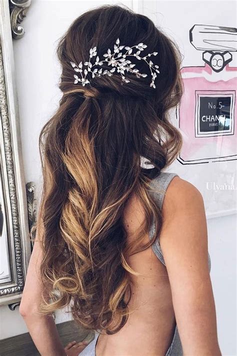 22 Beautiful Hairstyles For Weddings Guests Best Inspiration Hair