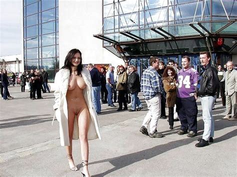 Public Hotties Vol D Amt Porn Pic