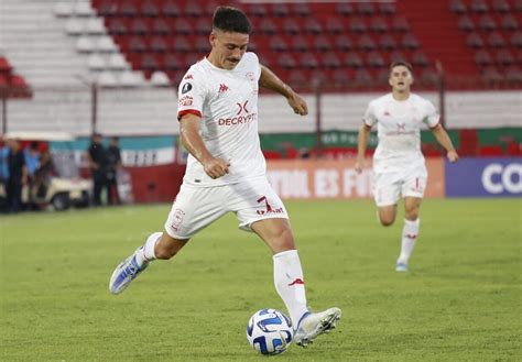 Huracán Venció 1 0 A Boston River Con Un Gol De Matías Cóccaro De Penal