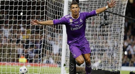 Ronaldo scores 2 to lift Real past Juve in Champions League final