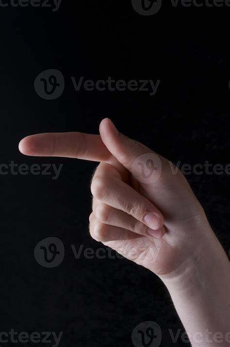 American Sign Language letter G 14160369 Stock Photo at Vecteezy