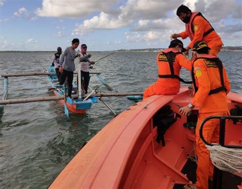 Seorang Nelayan Di Benoa Hilang Usai Sampan Yang Digunakan Terbalik