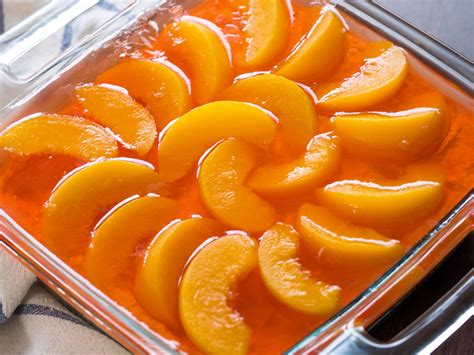 Peach Pretzel Jello Salad – 12 Tomatoes