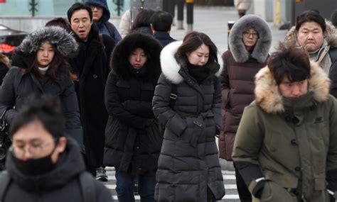 한파 계속 서울 체감온도 영하 12도전국 건조특보 서울경제