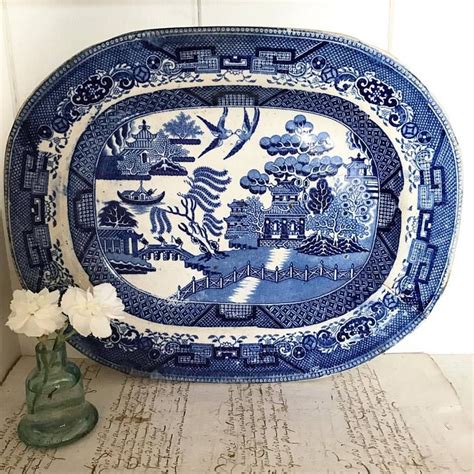 Blue Willow..... | Blue willow, China patterns, Transferware