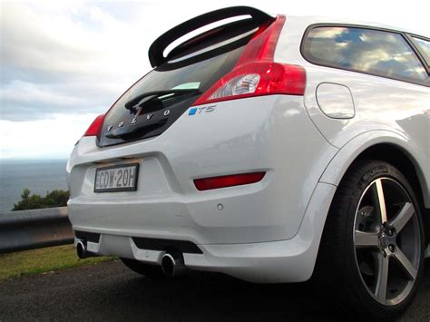 Volvo C30 T5 R-Design Review | CarAdvice