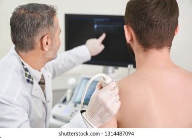 6 Hundred Naked Male Doctors Patients Royalty Free Images Stock Photos Pictures Shutterstock