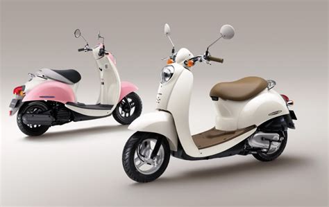 Honda Scoopy Reviews Prices Ratings With Various Photos