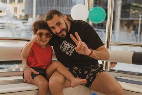 Photos Karim Benzema Son Fils Ibrahim Est Son Portrait Crach Gala