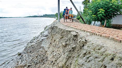 Three Northern Districts Floodwater Inundates Low Lying Areas The