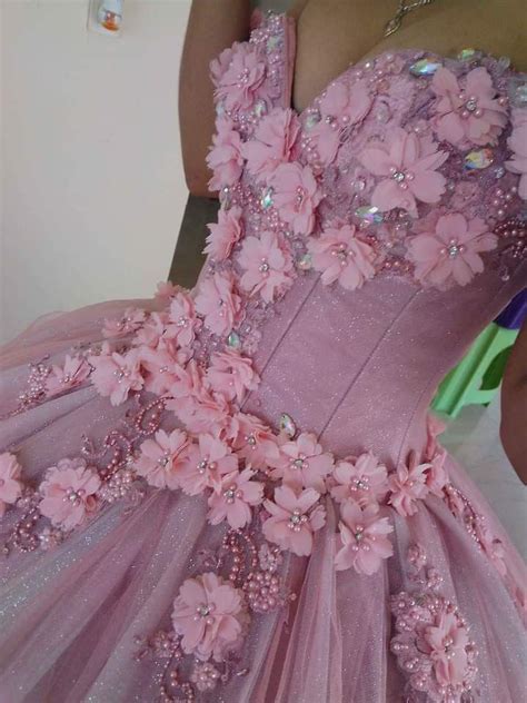 Pin De Olga Suhoparova En Наряды Vestidos De Quinceañera Rosas