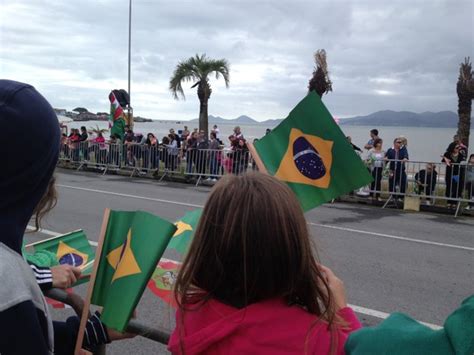 G Desfile C Vico Do De Setembro Come A Em Florian Polis Not Cias