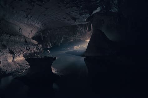 Dark Cave Pictures | Download Free Images on Unsplash