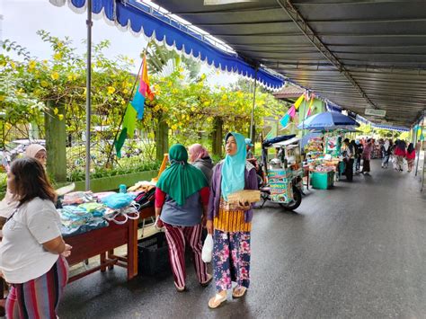 Pasar Tiban Kamis Pahing SMK N 1 Pandak Website Kalurahan Gilangharjo