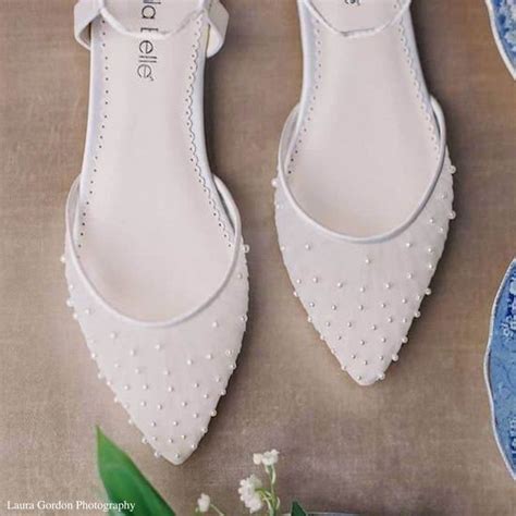 Elegant Pleated Tulle Pearl Flats For Wedding