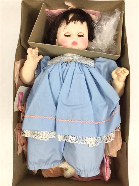 Lot Vintage Madam Alexander Pussycat Doll