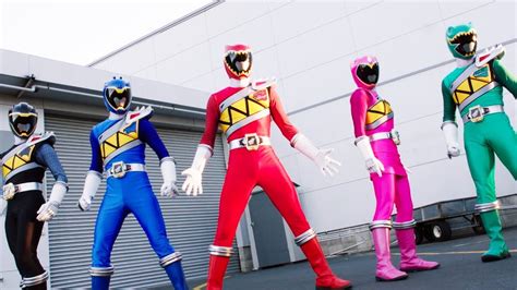 Pasado Presente y Fusión Dino Charge E02 Episodio Completo