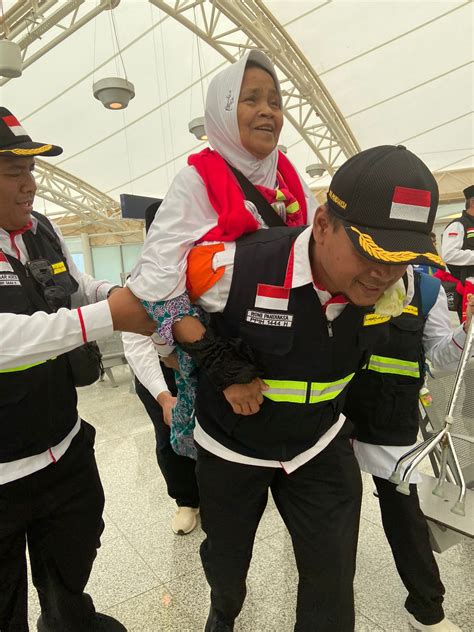 Cegah Kedaruratan Jemaah Kemenkes Siapkan Tim Kesehatan Di Bandara