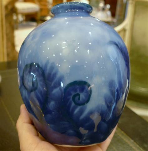 Camille Tharaud Vase Art Déco Aux Fougères Bleu Porcelaine De Limoges