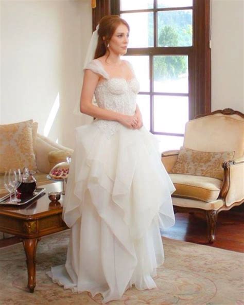 Elçin Sangu Style Celebrities Female Celebs Weding Dress Elcin