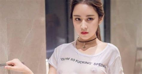 Ảnh girl xinh mặc bikini xuyên thấu lộ cặp vú bự Gái Sexy HD