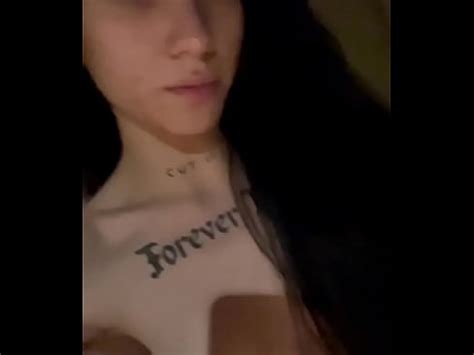 Real Romanian Pussy Spreading XNXX
