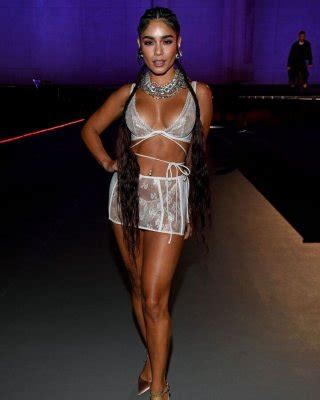 Vanessa Hudgens Nude Porn Pictures Xxx Photos Sex Images Page Pictoa