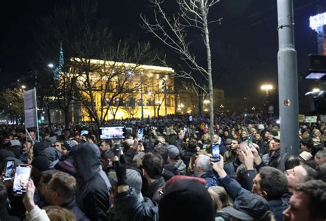 Protest Srbije Protiv Nasilja Ispred Rik A Izbilo Ko Kanje Ispred