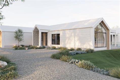 Gable House | Lloyd Sage Design Studio | Gable house, Barn style house, Modern brick house