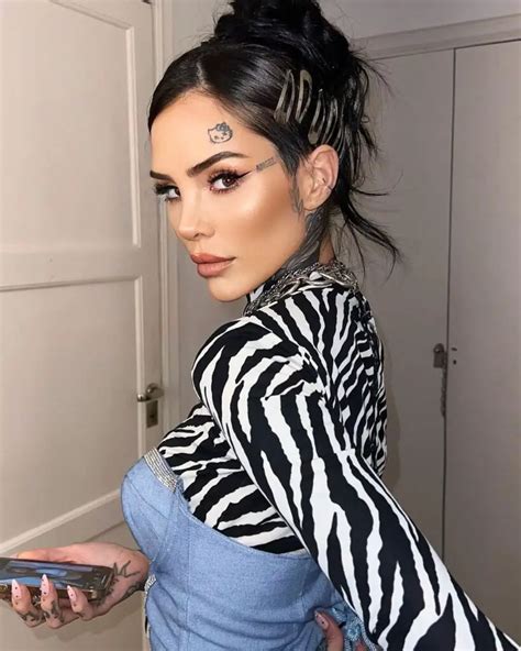 Cande Tinelli Enciende Las Redes Con Foto Hot ColorMusic