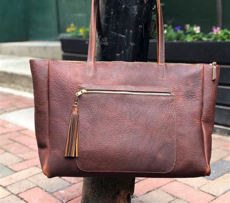 Large leather tote with front pocket – Urban Artisan Boutique