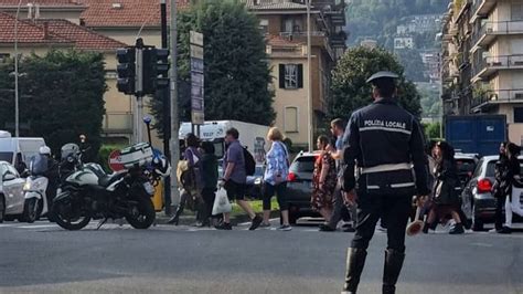 Incidente In Autostrada E Guasto Al Semaforo In Centro Traffico In