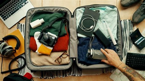 How to pack a suitcase: Packing tips and products you need | CNN ...