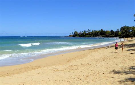 Paia, Maui : Maui's Northshore Surf Town