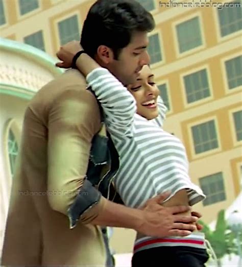 Asin Tamil Actress M Kumaran Son S Hot Navel Hd Caps Indiancelebblog