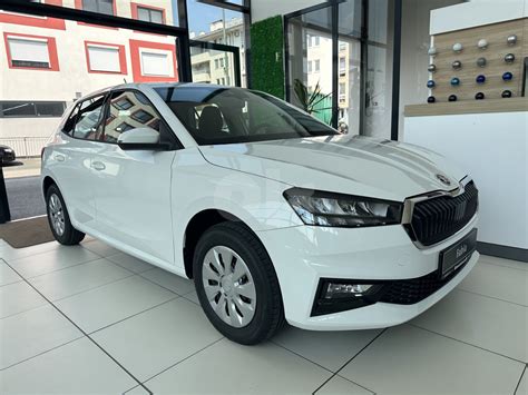 Skoda Fabia Active Mpi Ks Man Poklon Zimske Gume Automobili