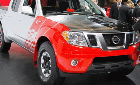 Nissan Frontier Diesel Runner Prototype GIF 2