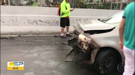 V Deo Acidente Na Ponte Do Morumbi Causa Congestionamento Bom Dia Sp