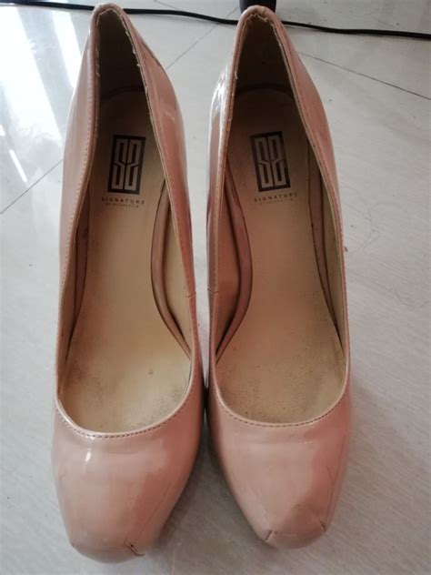 Signature Nude Patent Heels Women S Fashion Footwear Heels On Carousell