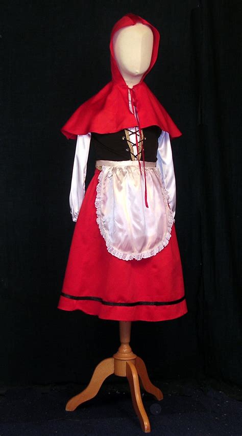 Petit Chaperon Rouge La Malle Aux Costumes