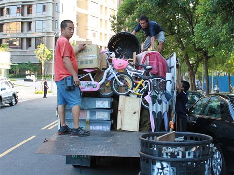 搬家现场2 顺风搬家 广州市顺风搬家公司