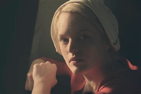 The New Handmaids Tale Season 2 Trailer Is All About Offred On The Run Glamour